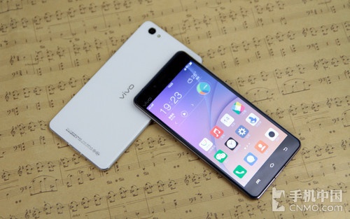 音樂(lè)強(qiáng)機(jī)精美穩(wěn)定_OPPO R7第2張圖