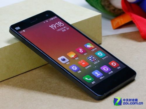 <a href=/mobile/iphone/ target=_blank class=infotextkey>iPhone</a>6壓力大 不同質(zhì)感的8款X核手機(jī)薦 