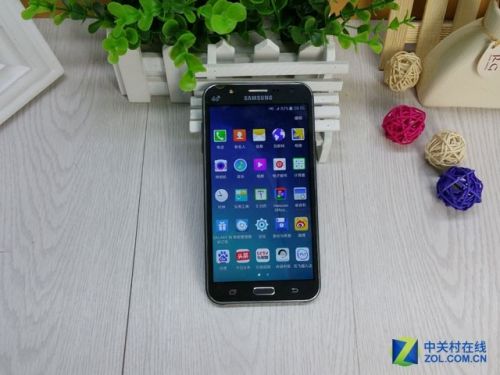 MX5/<a href=/tags/667-0.html target=_blank class=infotextkey><a href=/tags/667-0.html target=_blank class=infotextkey>榮耀</a></a>7壓軸登場(chǎng) 六月重磅新機(jī)搶先看