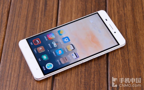 超長續(xù)航超級閃充_OPPO R7第2張圖