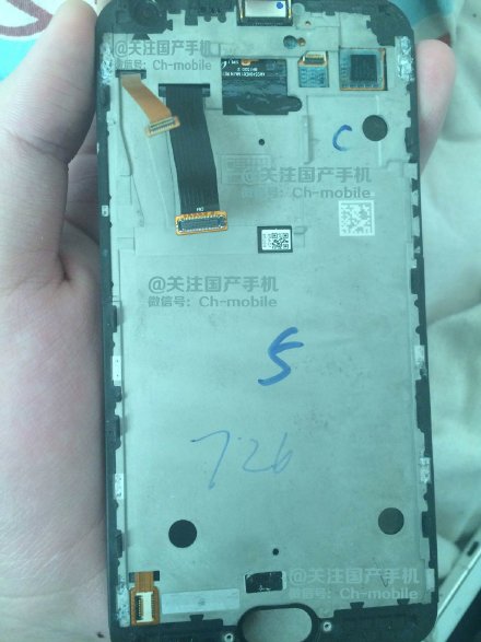 只賣1999元？ 疑似小米5前面板曝光 