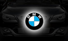 寶馬成立100周年：將打造最酷炫無(wú)人駕駛汽車！