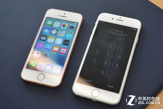 左側(cè)iPhone SE，右側(cè)是iPhone6