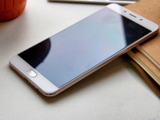 OPPO R9 Plus和MOTO X Style區(qū)別對(duì)比評(píng)測(cè)