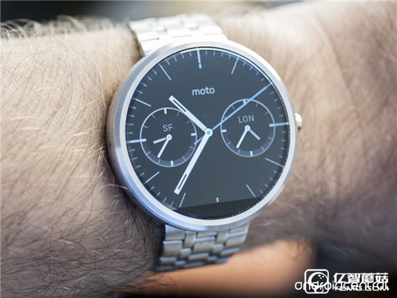 悲劇，Moto360一代確認無法升級Android Wear 2.0系統