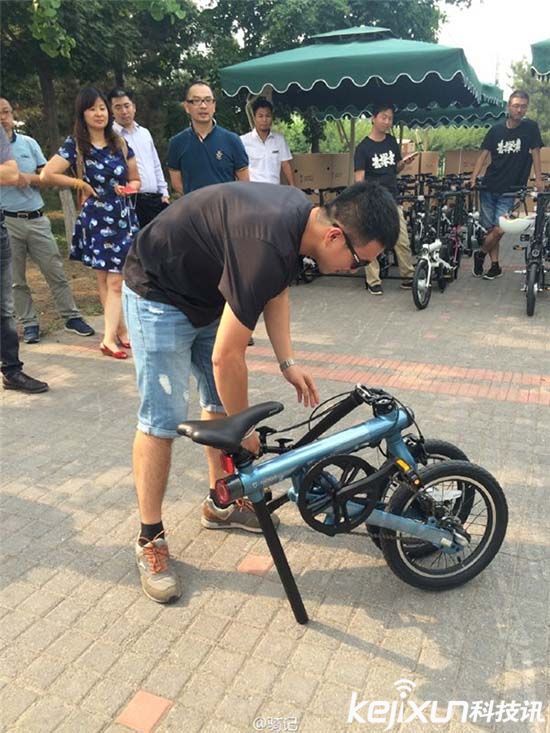 小米智能自行車實(shí)拍 小米自行車到底有多大？