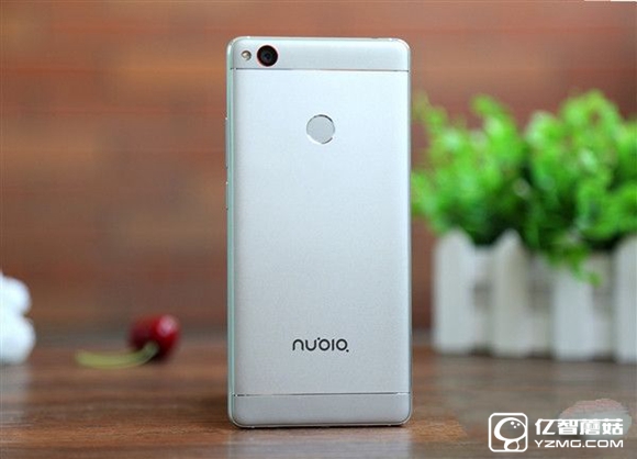 努比亞Z11和小米5哪個(gè)好 小米5與nubia Z11區(qū)別對(duì)比