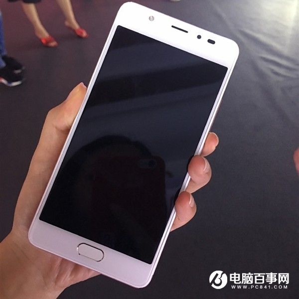 SUGAR F7糖果手機正式發布 售價1699元起