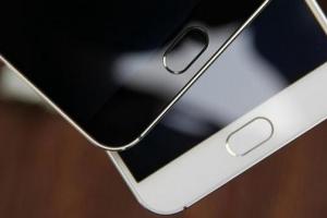 為什么國產手機越做越像?