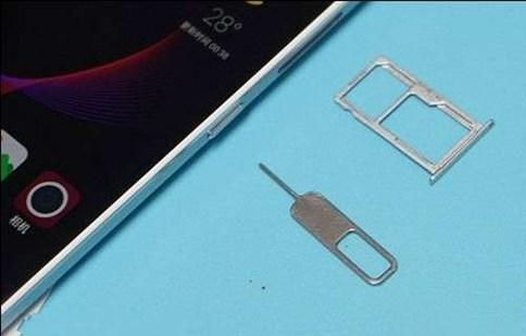 低價來襲！中興Blade ;A2怎么安裝SIM卡？