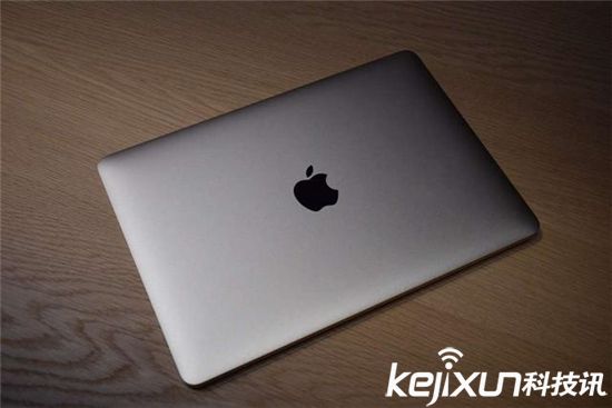 蘋果電腦MacBook Pro再曝光：傳輸速度極快！