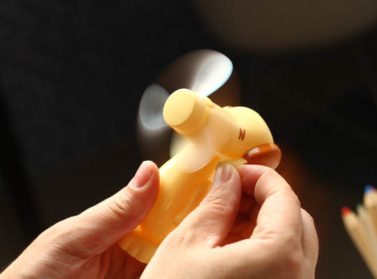 有了戶外式便攜空調   那些童年記憶里的小風扇簡直OUT了