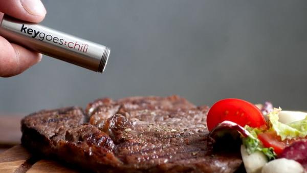 無辣不歡？那你肯定想要這個(gè)“超辣”鑰匙扣