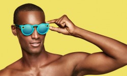 Spectacles智能太陽(yáng)鏡   能拍小視頻的眼鏡