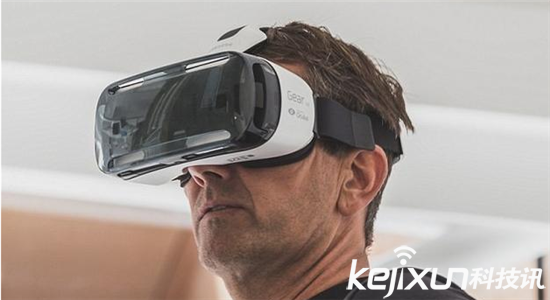 國內VR廠家相繼裁員 VR行業出路在何方？