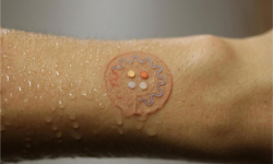 智能皮膚貼片不僅能監測健康 冒充文身也不錯