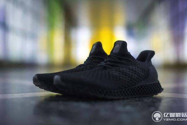 阿迪達斯首款3D打印跑鞋上市 333美元你會買嗎？