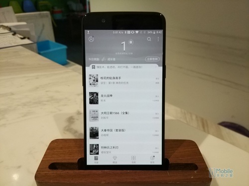一加5和榮耀9對比評測：實(shí)用性再戰(zhàn)顏值 相差300元怎么選？