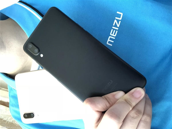后置雙攝殘暴！魅藍E3外形曝光：驍龍636+6G內(nèi)存