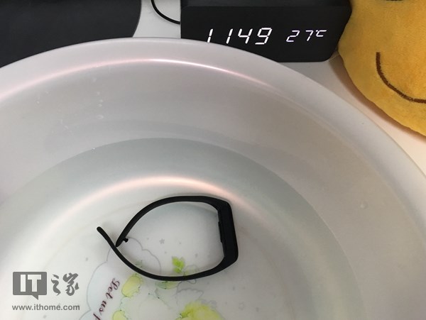 169元的小米手環3值得買嗎？首發小米手環3評測
