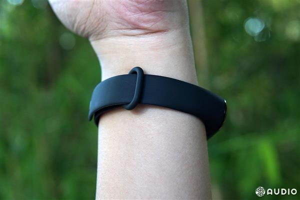 小米手環3體驗:戴上你就絕對不想摘下來