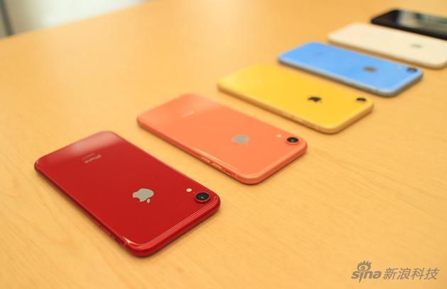 蘋(píng)果iPhone XR上手體驗(yàn)：這次iPhone XR賣(mài)點(diǎn)可不止是色彩