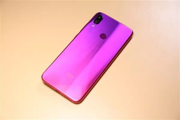 驍龍855版的紅米手機(jī)要來(lái)了：價(jià)格不會(huì)貴，小米下了血本